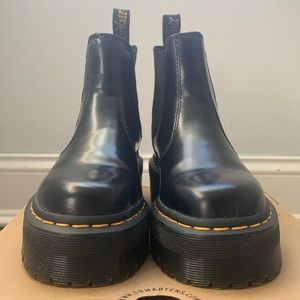 Dr. Martens 2976 Quad platform Black Chelsea Boot